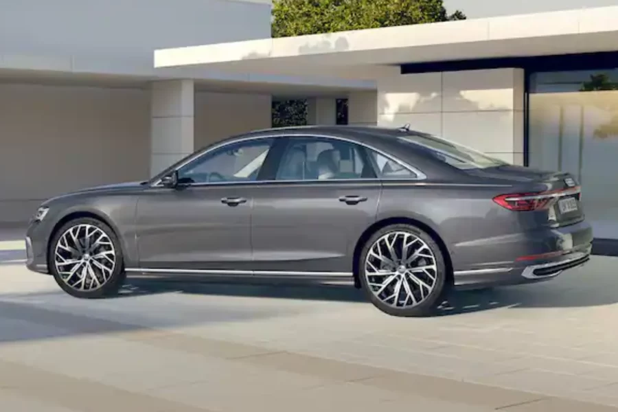 Audi A8L