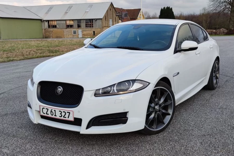 JAGUAR XF