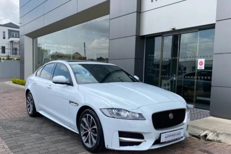 JAGUAR XF