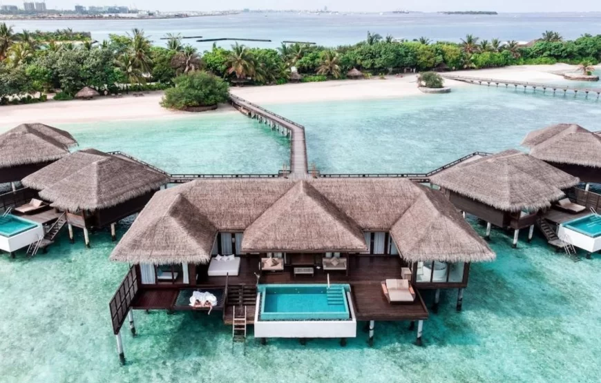 Sheraton Maldives Full Moon Resort & Spa